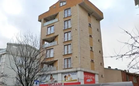 Türkiyədə yeddi mərtəbəli bina uçdu