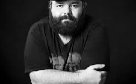 Azərbaycanda baş redaktor vəfat edib