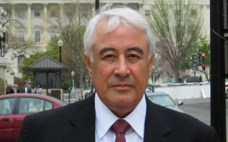 Milli Məclisin sabiq sədri Bakıya gəlir