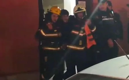 Xırdalanda çoxmərtəbəli binada yanğın: Xəsarət alanlar var