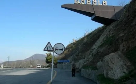 Qəbələdə ağır qəza - 28 yaşlı sürücü öldü