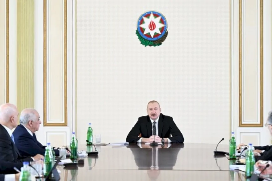 Prezident müşavirə keçirdi